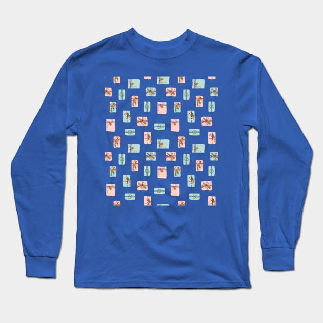 Christmas gift boxes pattern Long Sleeve T-Shirt by DanielK